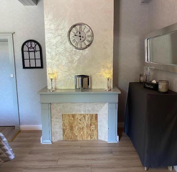 Номер Superior, Hôtel Restaurant L Escale Chez Mimi