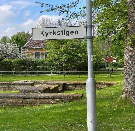 Семейный Номер Совместный Санузел, Klostergårdens Vandrarhem