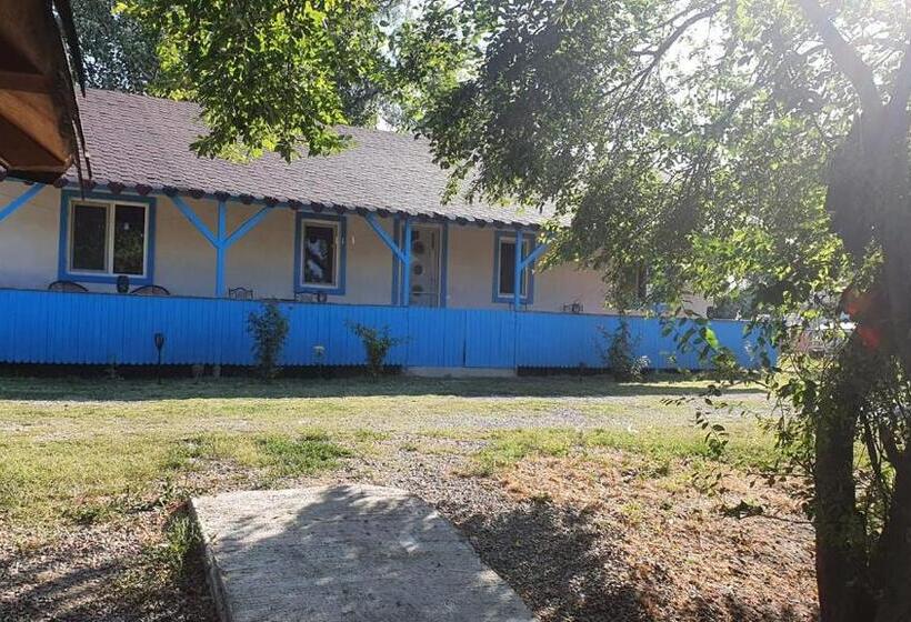 Апартаменты 3 Спальни, Talian