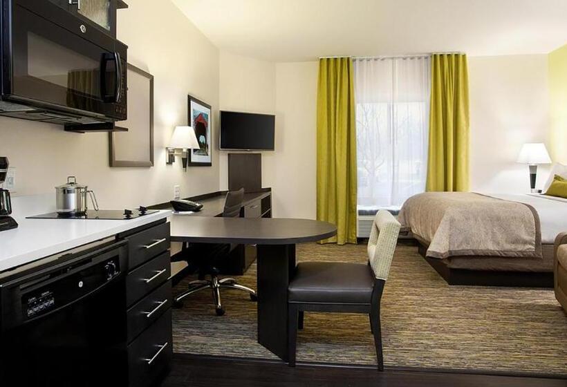 Студия Стандарт, Candlewood Suites Carrollton, An Ihg
