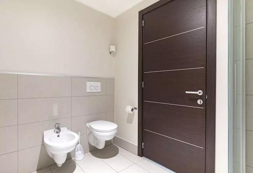 テラス付きシングルルーム, B&B Hotel Bergamo City