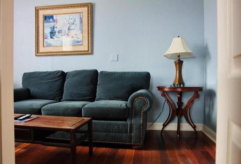 סוויטה, Casa Marina Hotel & Restaurant   Jacksonville Beach