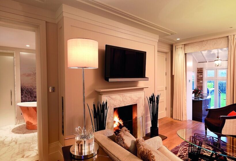 Люкс, Coworth Park Dorchester Collection