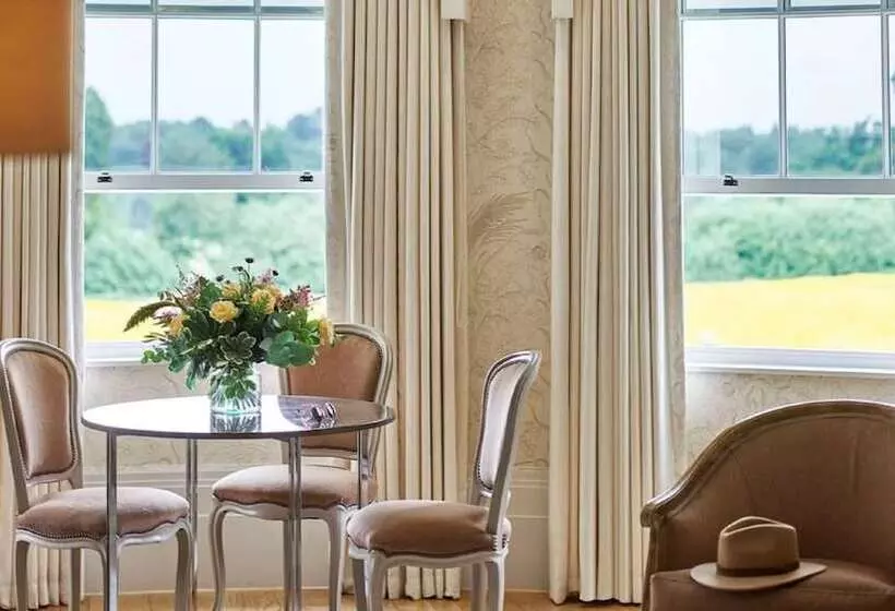 プレミアムスイート, Coworth Park  Dorchester Collection