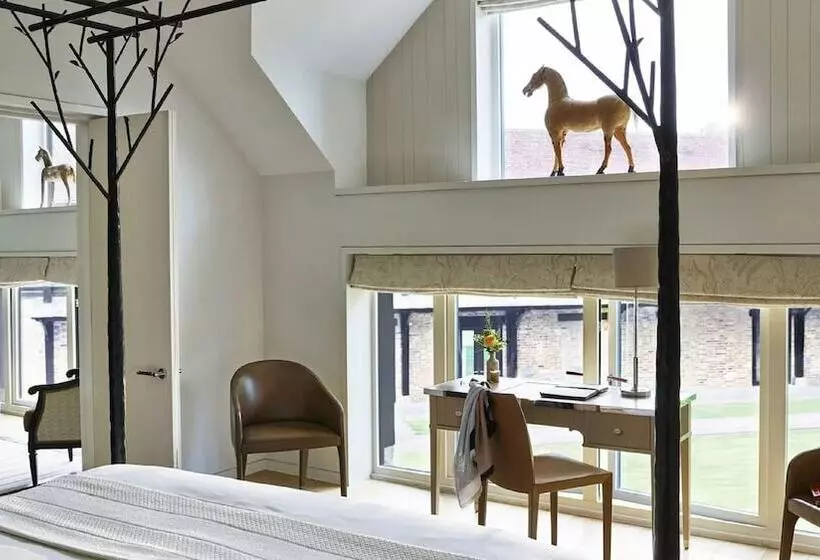 プレミアムスイート, Coworth Park  Dorchester Collection
