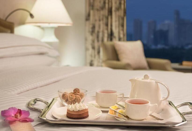 سوئیت با تخت بزرگ, Discovery Primea