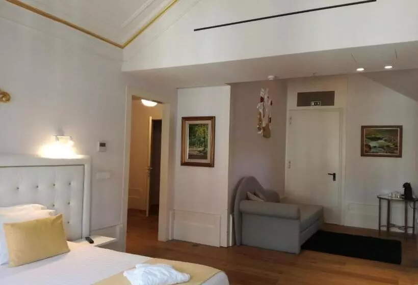 سوییت, Emaj Boutique