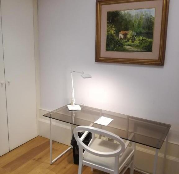 Люкс, Emaj Boutique