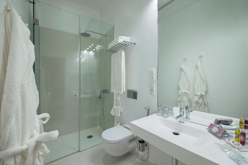 Номер Deluxe, Emaj Boutique