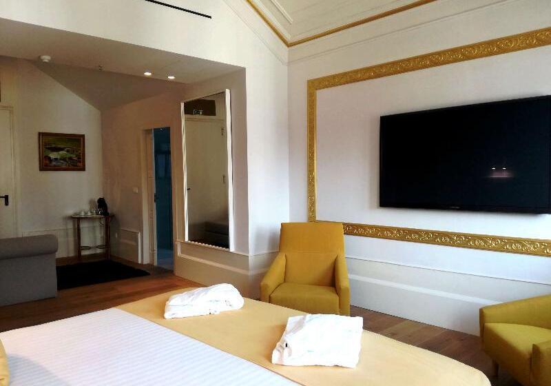 Люкс, Emaj Boutique