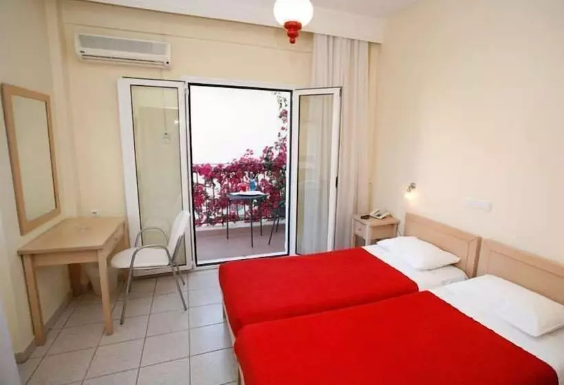 Chambre Standard, Hanioti