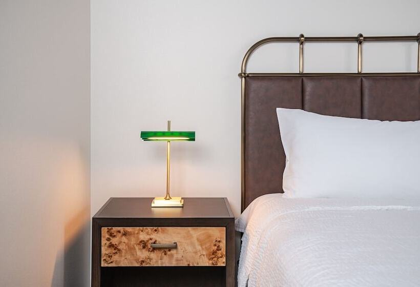 סוויטה עם מרפסת, Origin Baton Rouge, A Wyndham