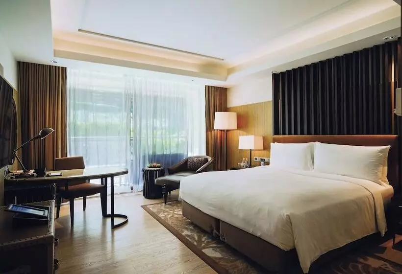 ダブルベッドスタンダードルーム, Jw Marriott Mussoorie Walnut Grove Resort & Spa