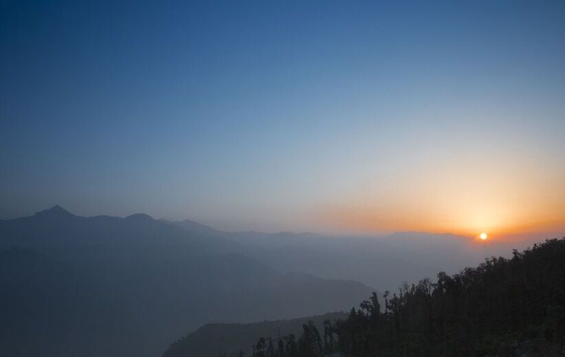 חדר סטנדרט מיטה זוגית עם נוף, Jw Marriott Mussoorie Walnut Grove Resort & Spa