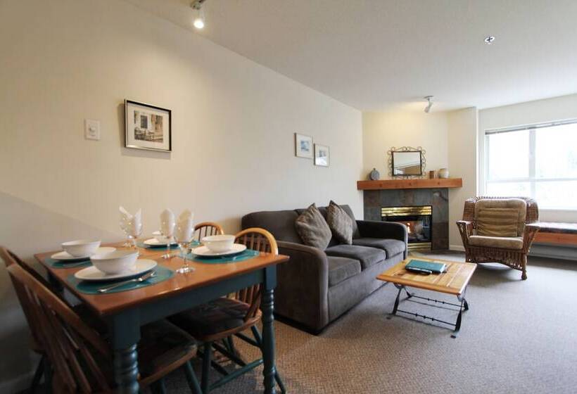 جناح, Marketplace Lodge By Whistler Retreats