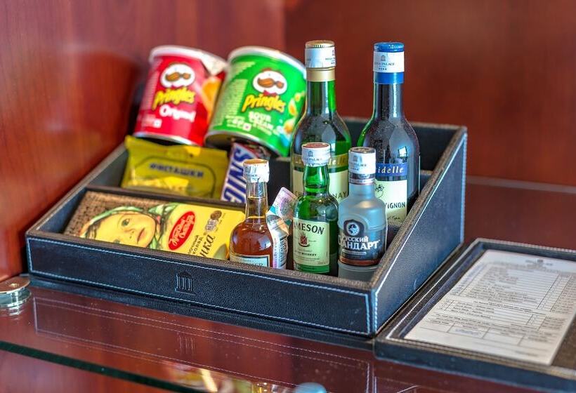 اتاق سوپریور, Mega Palace