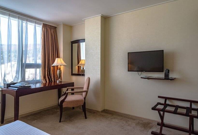 اتاق سوپریور, Mega Palace