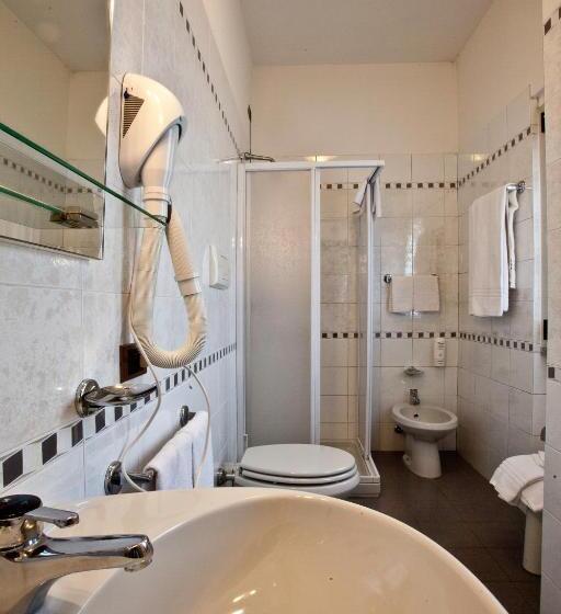 غرفة قياسية, Nastro Azzurro