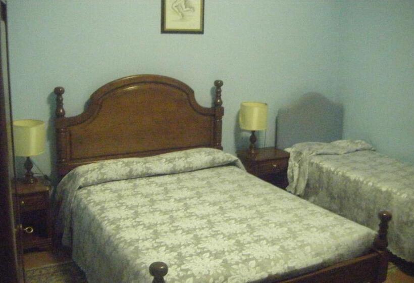 غرفة قياسية ثلاثية, Nastro Azzurro