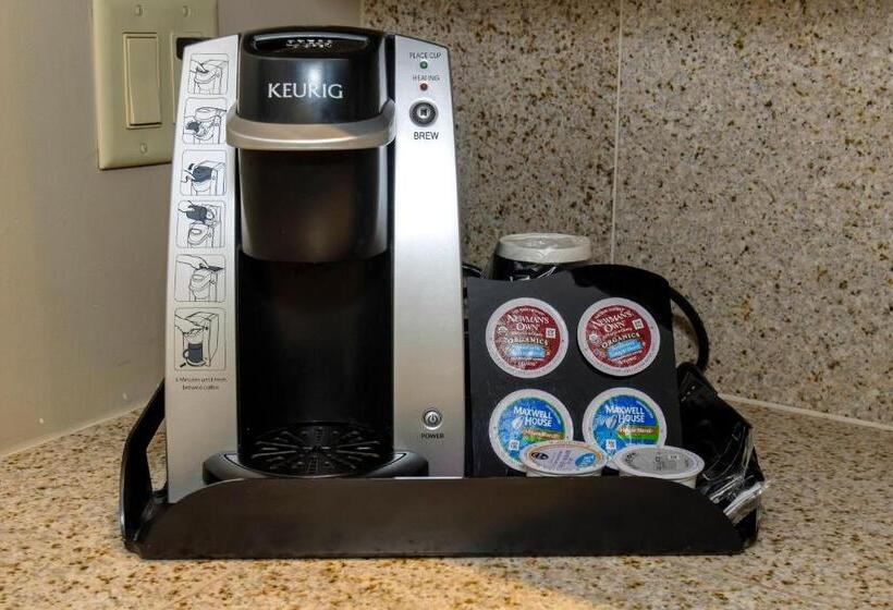 스위트, Red Roof Inn And Suites Herkimer