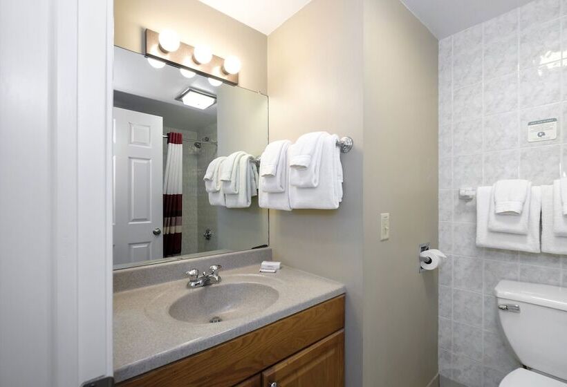 디럭스 룸, Red Roof Inn And Suites Herkimer