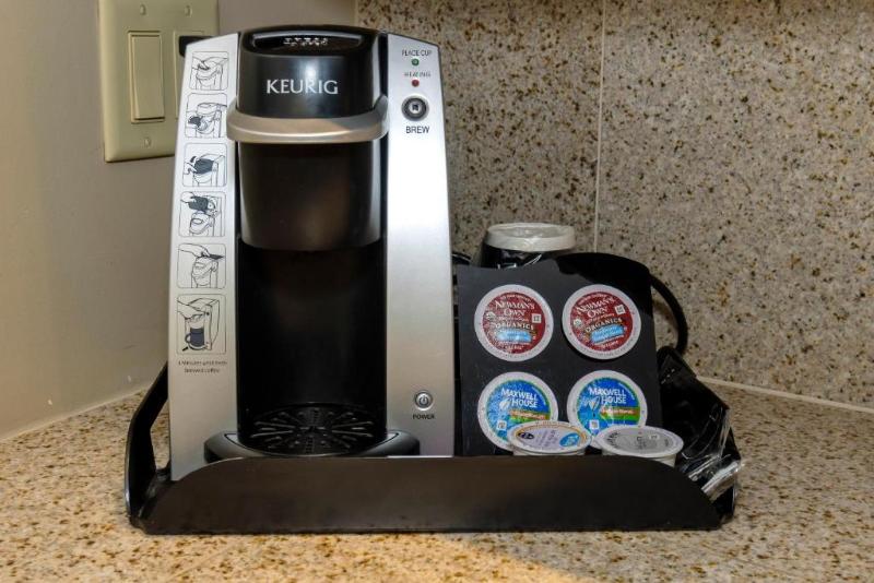 스위트 퀸침대, Red Roof Inn And Suites Herkimer