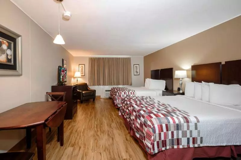 クイーンサイズベッドのスイートルーム, Red Roof Inn And Suites Herkimer