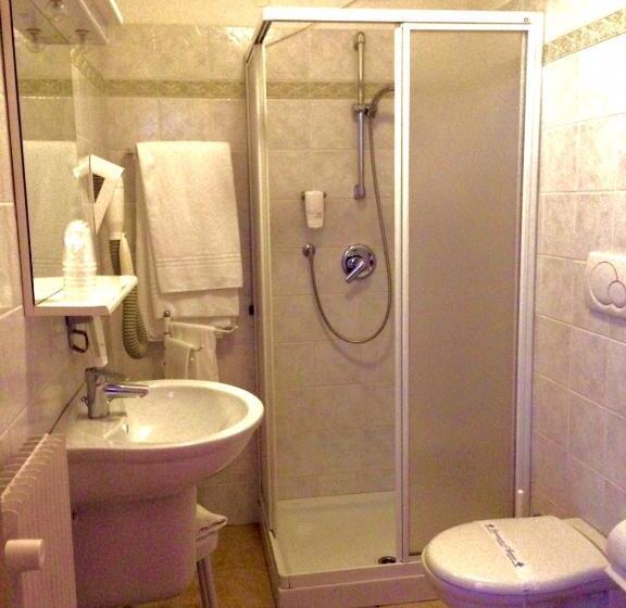 غرفة كلاسيكية رباعية, Rifugio Sores