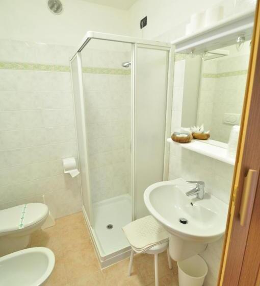 غرفة عادية خماسية, Rifugio Sores