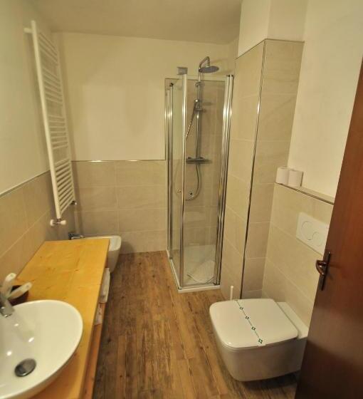 غرفة عادية خماسية, Rifugio Sores