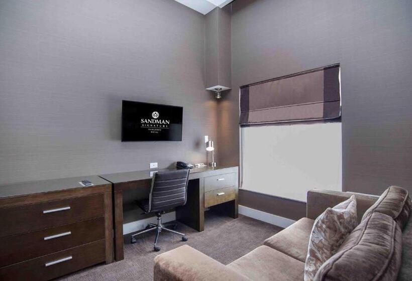 Suite Kingsize Bett, Sandman Signature Kamloops