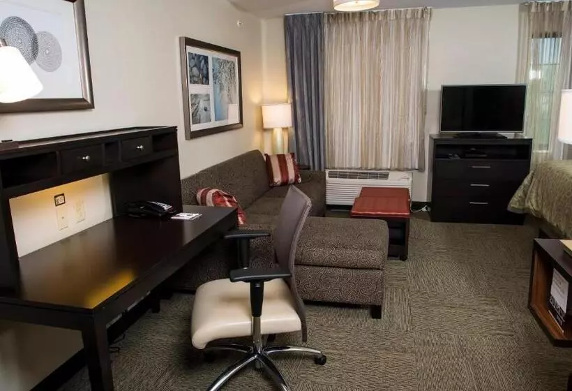 スタンダードスタジオ, Staybridge Suites Lexington, An Ihg