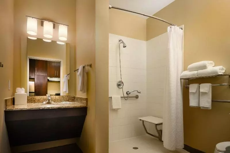キングサイドベッドのスタンダードワンルーム, Towneplace Suites By Marriott Houston Westchase