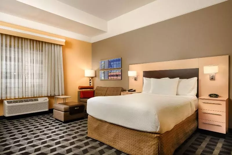 キングサイドベッドのスタンダードワンルーム, Towneplace Suites By Marriott Houston Westchase