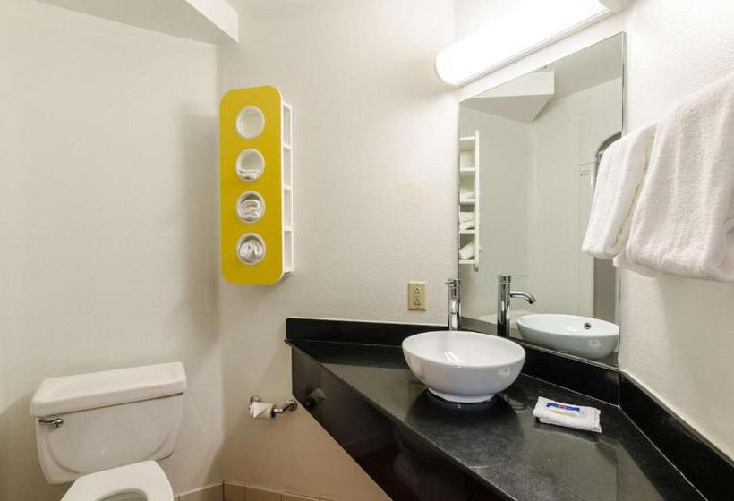 غرفة قياسية, Motel 6bristol, Va