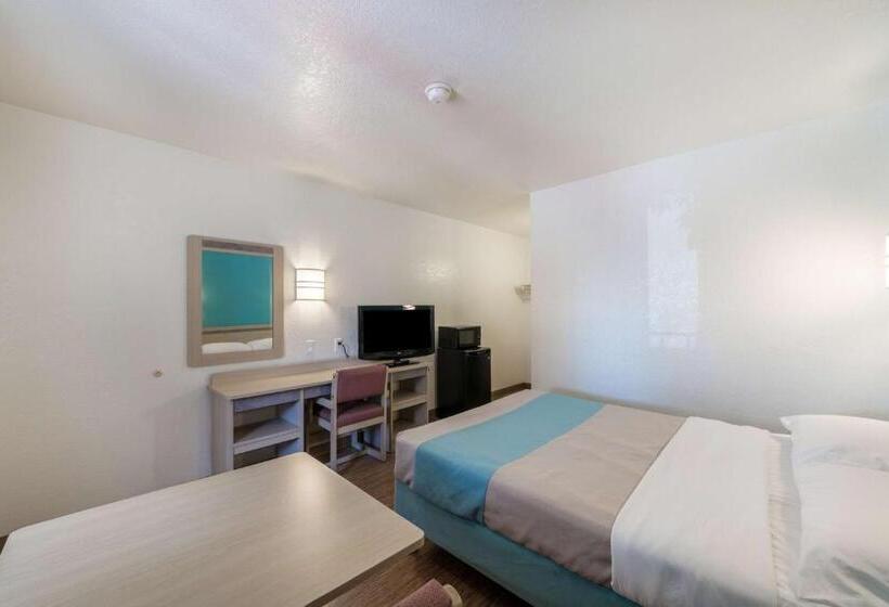 身障者適用スタンダードルーム, Motel 6del Rio, Tx