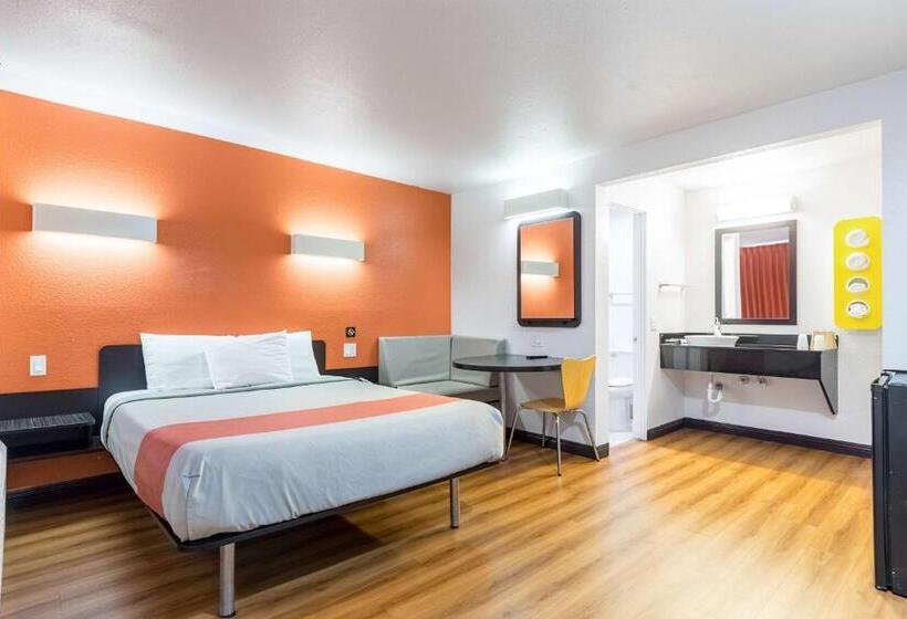 Номер Стандарт Адаптированный для Инвалидов, Motel 6 Riverside, Ca  Ucr East