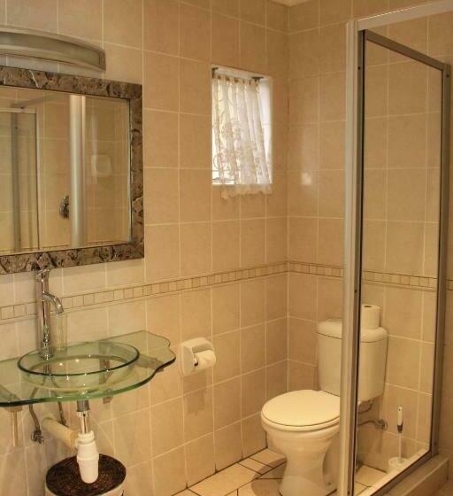 סוויטה, Elizabeth Lodge