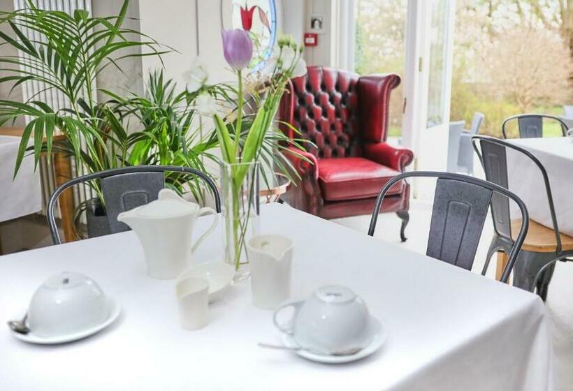 חדר דלוקס, Llwyn Country House