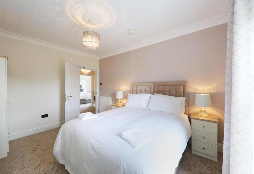 חדר סטנדרט, Llwyn Country House