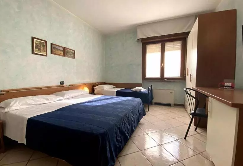 Standard Kolmen Hengen Huone, Sole Della Franciacorta Hotel & Restaurant
