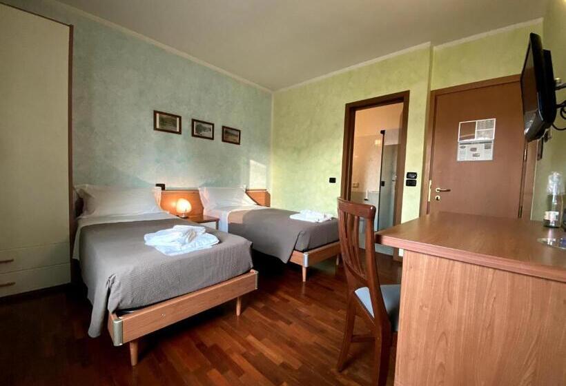 스탠다드 룸, Sole Della Franciacorta   Hotel & Restaurant