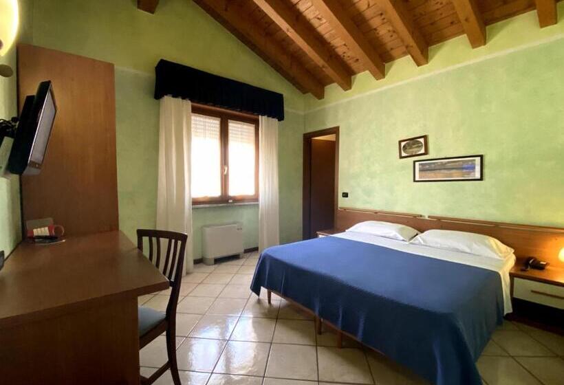 Номер Стандарт, Sole Della Franciacorta   Hotel & Restaurant