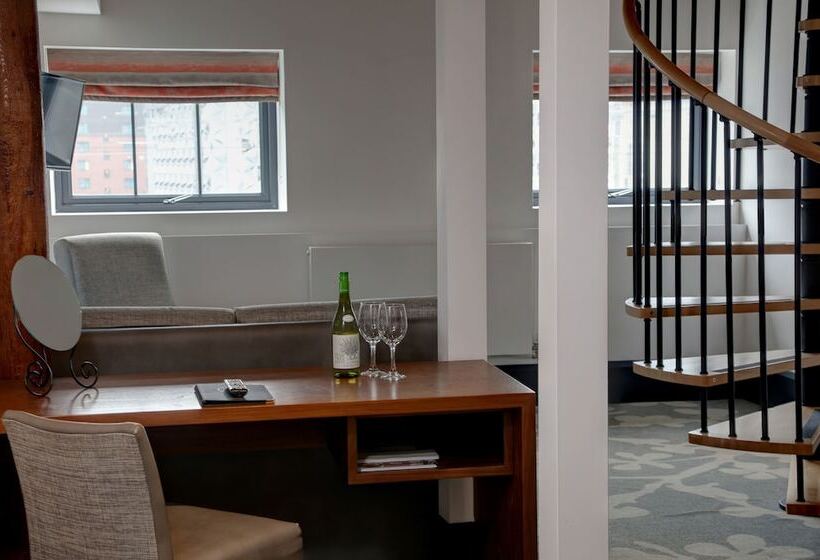 スタンダードルーム, The Ainscow