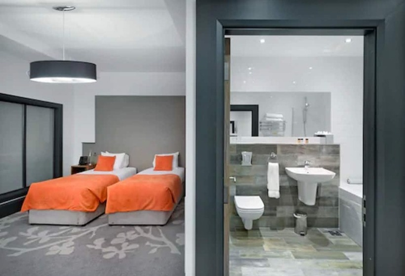 スタンダードルーム, The Ainscow