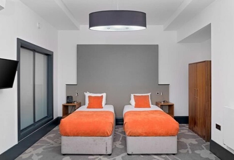 スタンダードルーム, The Ainscow