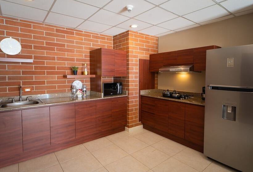 سوئیت خانواده 2 خوابه, Adriatika Hotel & Residence