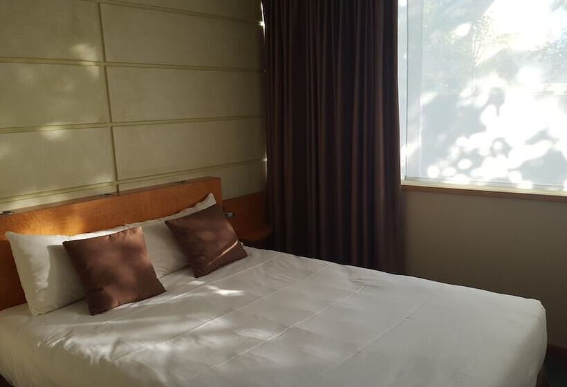 スタンダードルーム, Contact Hôtel Du Parc Nantes Ouest Orvault