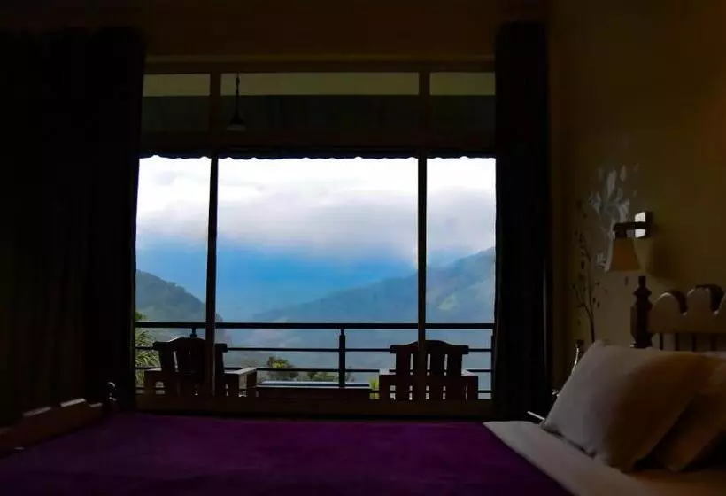 اتاق لوکس خانوادگی, Green Valley Vista