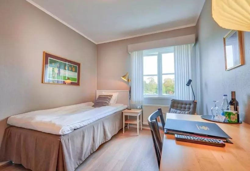 Standart Tek Kişilik Oda, Hooks Herrgård